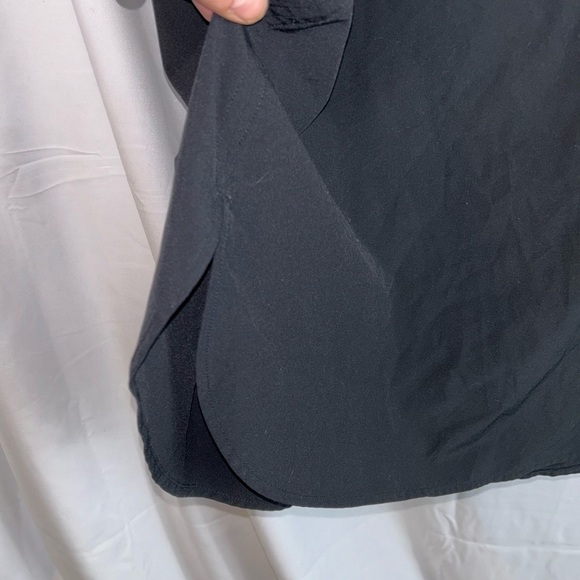 Athleta Top Sunlover SPF 50+ Pullover Tank Top Sleeveless Crewneck Scallop Back - Picture 8 of 10